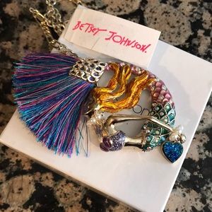 Mermaid necklace
